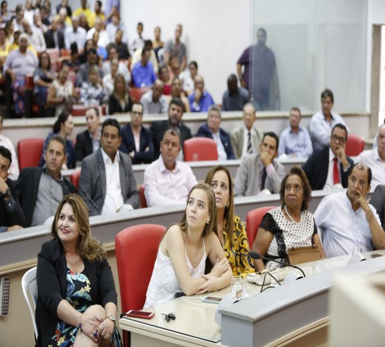 Assembleia Legislativa concede título de cidadão honorífico 