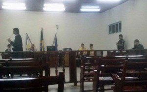 Dupla acusada de executar jovem é absolvida pelo júri popular