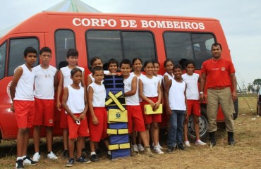 Projeto Bombeiro Mirim resgata vidas em Rondônia