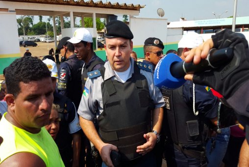 Presos formam comissão para negociar fim de rebelião no Urso Branco - VIDEO