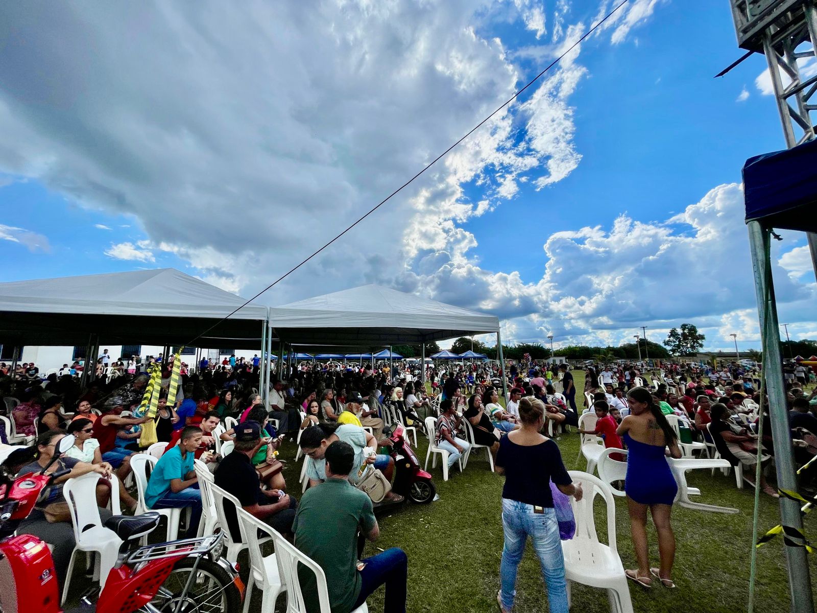 ROSÂNGELA DONADON: Deputada realiza grande festa em homenagem ao Dia das Mães em Vilhena