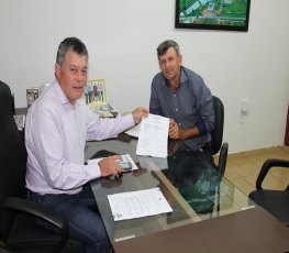 Deputado Edson Martins destina emenda para agricultores