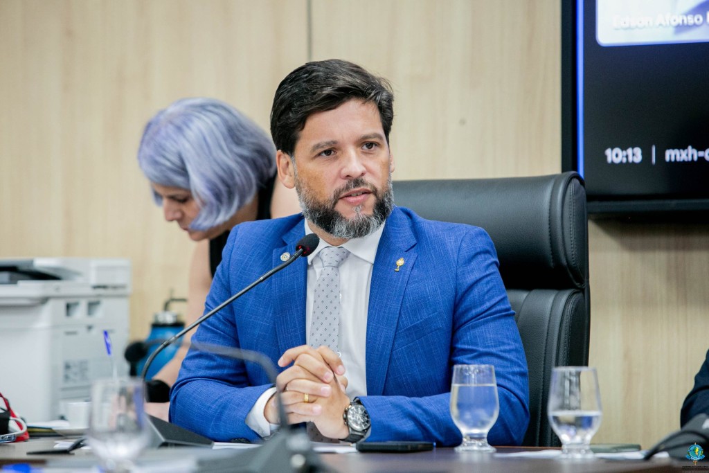 DELEGADO CAMARGO: Deputado cobra transparência no remanejamento de sargentos da PM