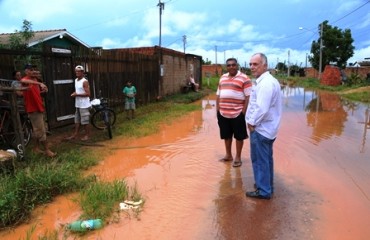 NOVA GESTÃO - Mauro Nazif percorre bairros da zona Leste e identifica pontos críticos de alagamentos 