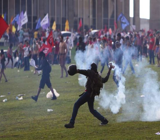 O Brasil de luto e a insensibilidade do Congresso 