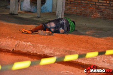 Ex-presidiário  é executado a tiros em bar