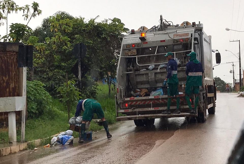 DESUMANO: Ada Dantas exige capas de chuva para Garis da Concessionária Marquise