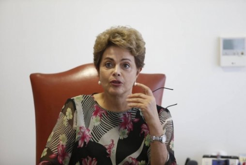 TSE já tem maioria para investigar campanha de Dilma