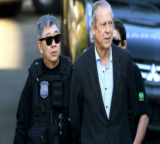 Câmara concede aposentadoria de quase R$ 10 mil a José Dirceu