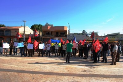 PROTESTO – Vigilantes fazem manifestação contra demissões no Palácio Rio Madeira