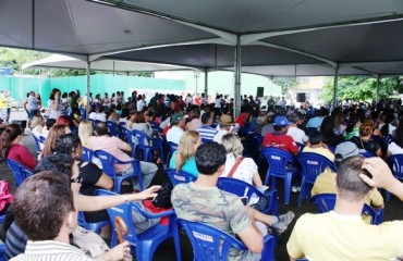 GREVE - Trabalhadores em educação de todo o Estado estão em Porto Velho para cobrar do governo o atendimento da pauta de reivindicações