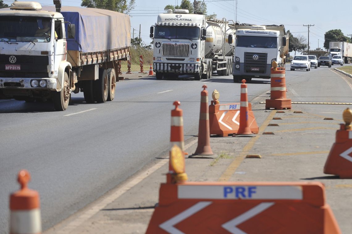 MOTORISTAS: Bolsonaro pretende dobrar pontos para suspensão de CNH