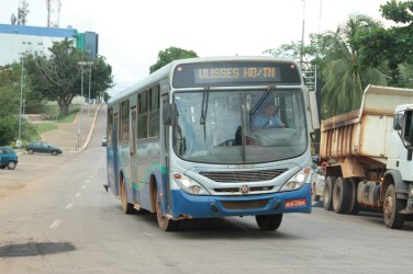 Reforçada linhas de ônibus que atendem cemitérios na capital