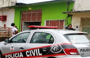 Agentes da Delegacia de Jogos e Diversoes fecham mais um ponto de caça níquel na capital