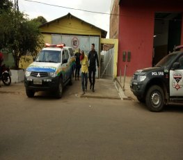 Apenado a serviço da Semob é preso com mulher tentando furtar moto 