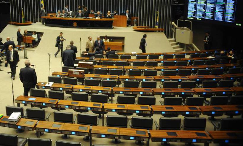 Deputados terão 'feriadão' de dez dias do plenário da Câmara