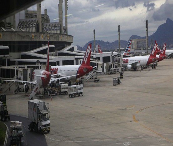 Terminal do Galeão é interditado por ameaça de bomba