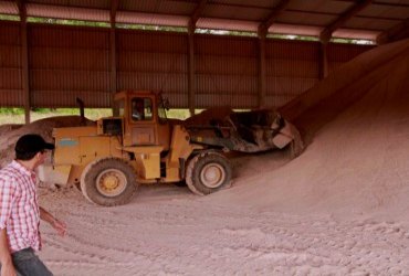 Companhia de Mineração de Rondônia amplia extração de calcário no estado