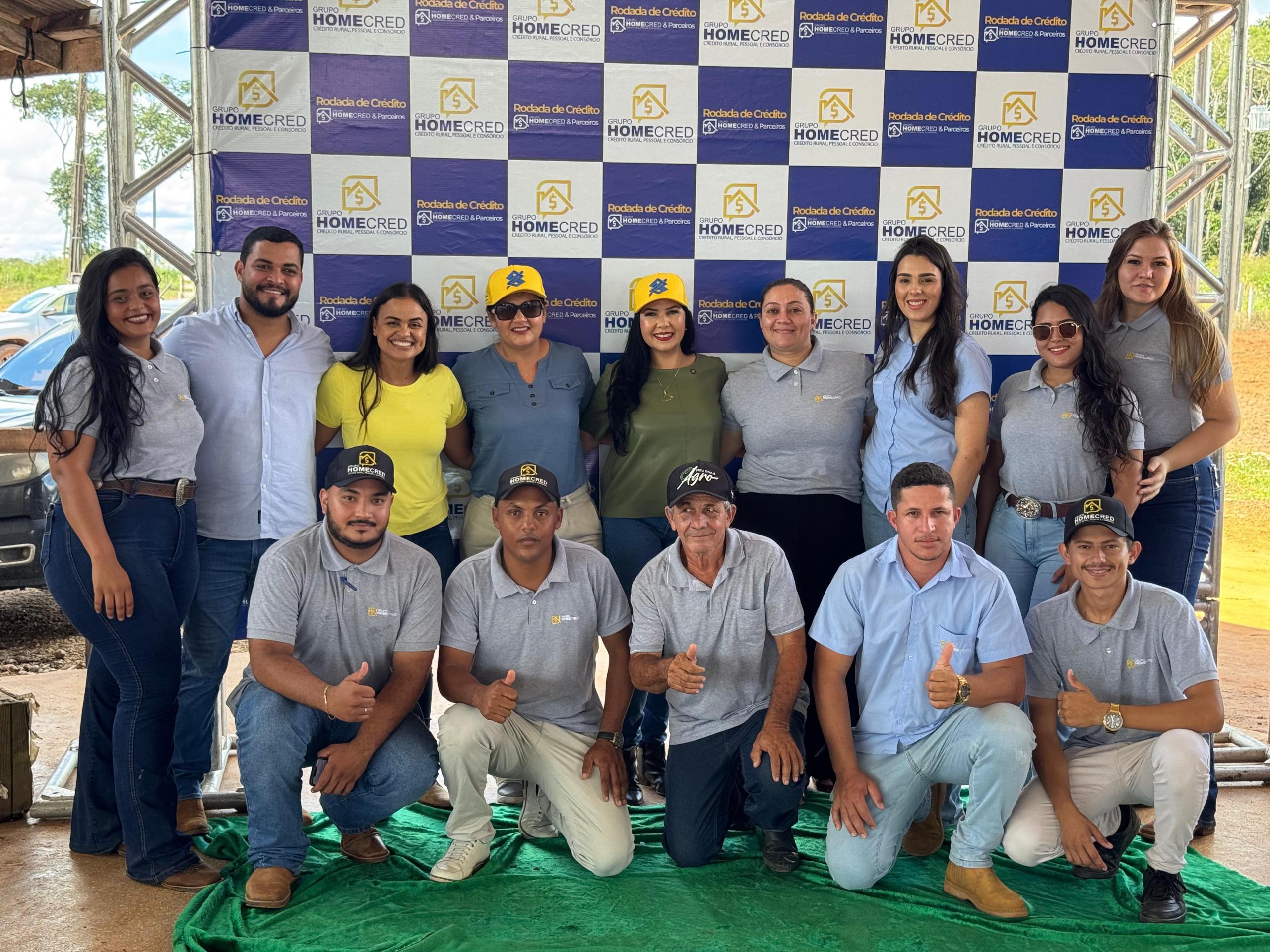 TAÍSSA SOUSA: Deputada prestigia rodada de negócios promovida pela Home Cred em Extrema