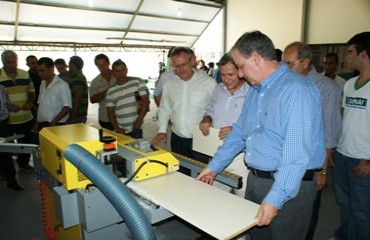 Implantação do curso de Aprendizagem Industrial de Fabricação de Móveis Seriados é marco para o SENAI RO