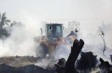 PIMENTA BUENO - Incêndio em vegetação quase atinge carregadeira do DER