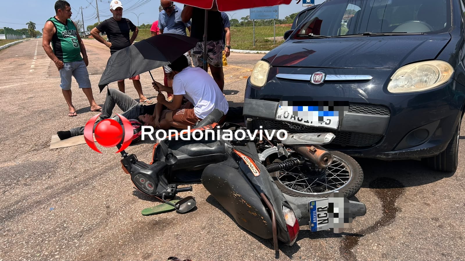URGENTE: Mulher grávida e condutor de moto sofrem grave acidente próximo ao 5 Bec