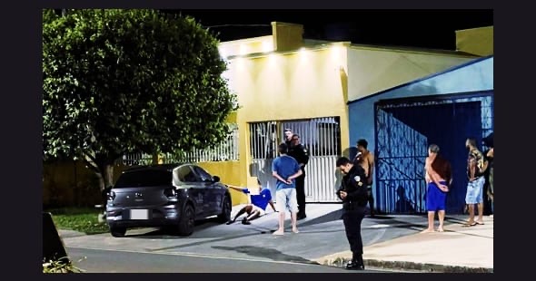 NO BAR: Criminosos encapuzados são presos após ataque que deixou três baleados