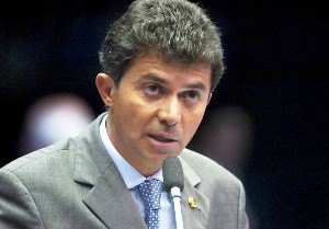 Partidos se unem para impedir candidatura de Expedito 