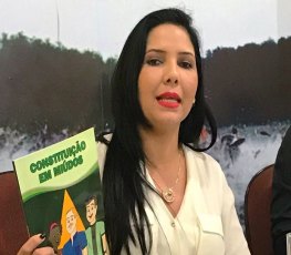 Estudo da Constituição em Miúdos nas Escolas Municipais é aprovado