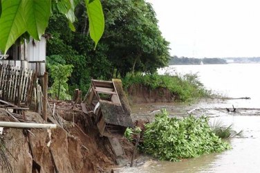 TERRAS CAÍDAS – Justiça mantém responsabilidade da Santo Antônio sobre ribeirinhos em risco