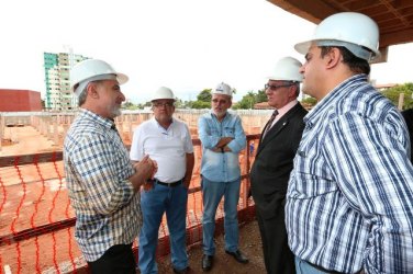 Presidentes visitam nova sede da Assembleia Legislativa de Rondônia