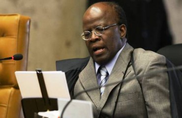 MENSALÃO – Joaquim Barbosa poderá decretar sozinho a prisão dos petistas envolvidos no esquema de corrupção 