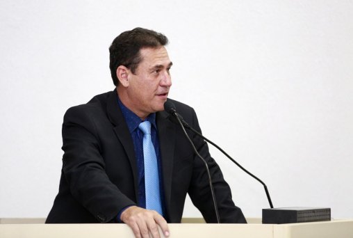 Maurão volta a denunciar cartel da carne e preço do boi prejudica produtor