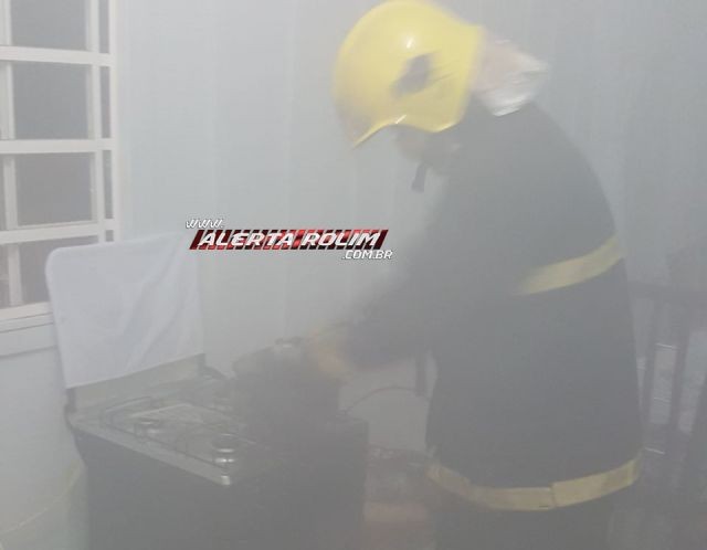 Vizinho age rápido e evita incêndio em residência