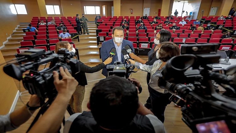 EM REUNIÃO: Presidente Alex Redano avalia como positivos os primeiros meses de gestão