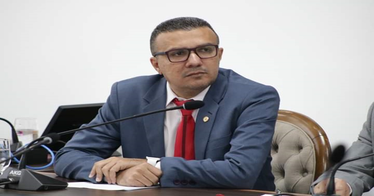 DEPUTADO: Lei de Alex Silva garante ao idoso ter acompanhante em bancos e comércios de RO