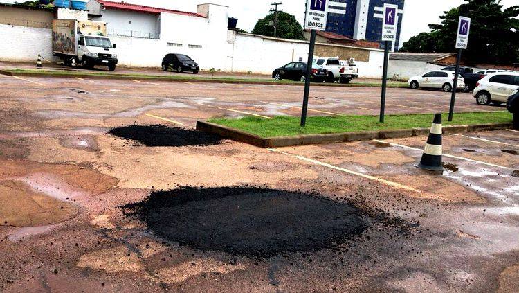 ESPERANÇA: Prefeitura da capital volta a receber massa asfáltica após pagar dívida