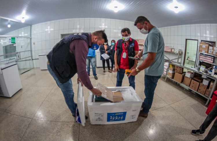 IMUNIZANTES: Rondônia recebe mais 16,7 mil doses de vacinas contra a covid-19