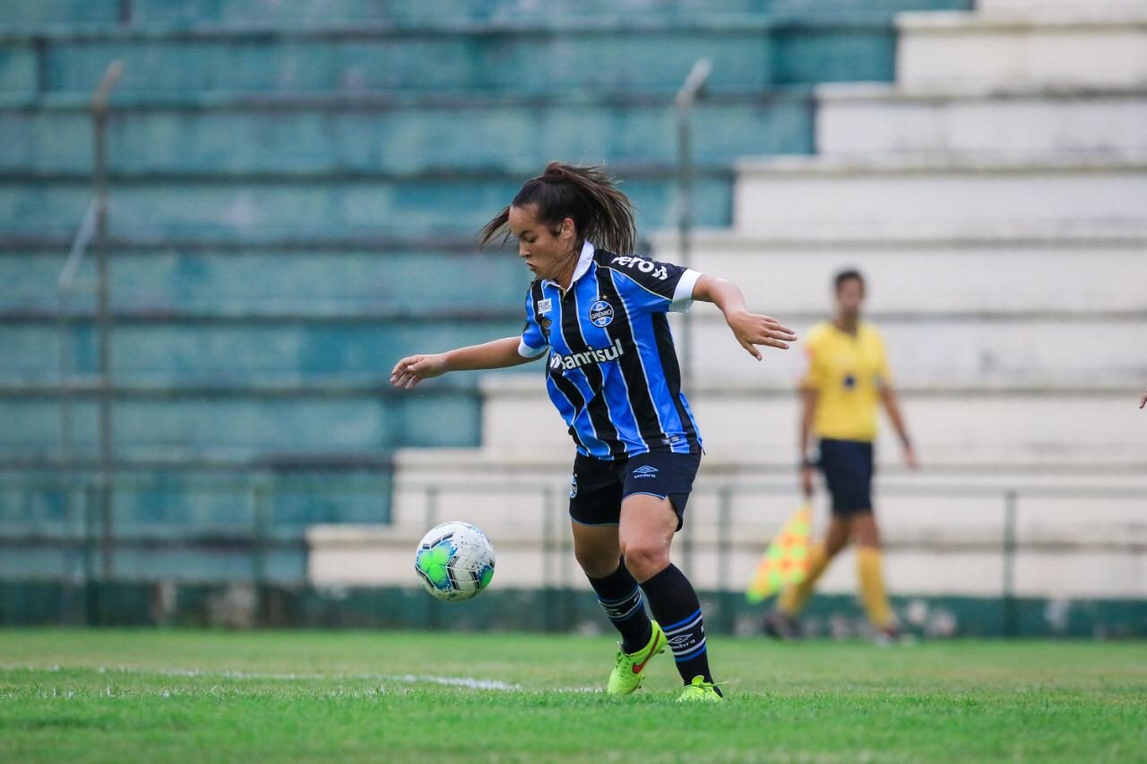 ORGULHO: Atleta campeã estadual de futsal de Rondônia é contratada pelo Grêmio