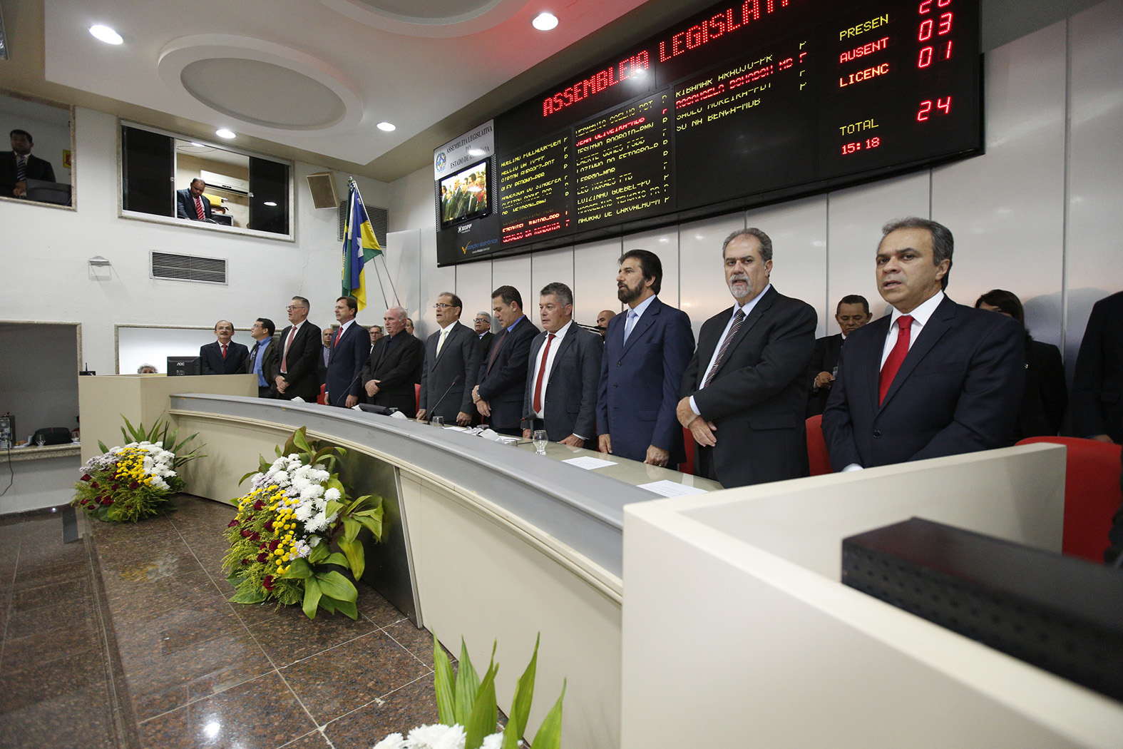 Assembleia Legislativa empossa Daniel Pereira governador