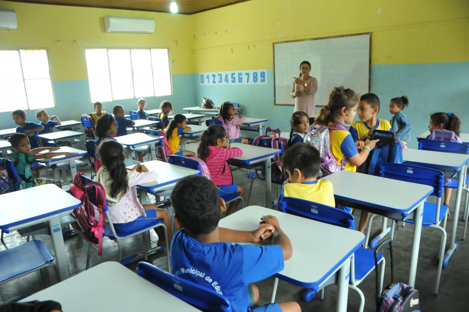 EMERGENCIAL: Prefeitura abrirá concurso para contratação de professores em Porto Velho