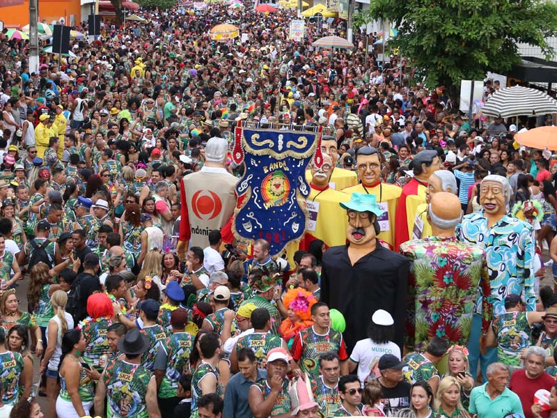 Falta um mês para o desfile da Banda do Vai Quem Quer