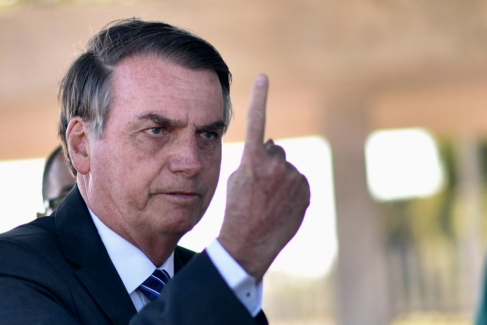 LIMITES: Bolsonaro quer rever demarcações e diz que “é muita terra para pouco índio”