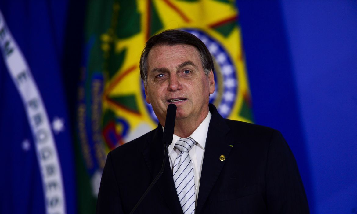 DESAFIOS: Presidente Jair Bolsonaro destaca ações do Governo Federal contra covid-19