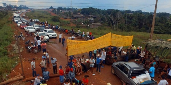 MANIFESTAÇÃO: Desvio em Cacoal e interdição na Ponta do Abunã deve atordoar motoristas na BR-364