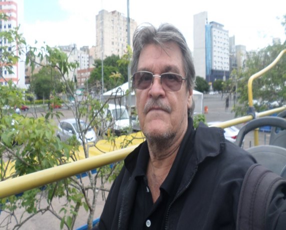 Coluna Momento Litero Cultural - Por Selmo Vasconcellos 