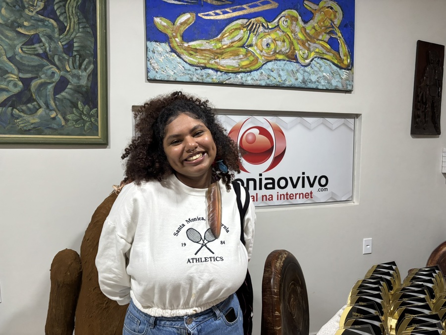 JOVEM ESFORÇADA: Egressa da Unir faz vaquinha para cursar mestrado no Amazonas