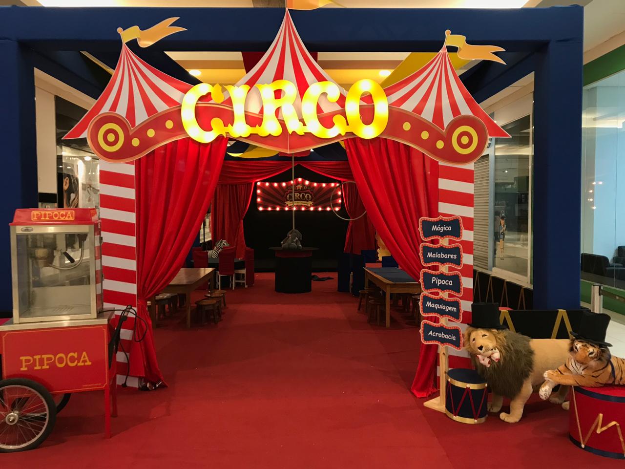 FÉRIAS: Oficinas de circo, apresentações de palhaços e mágicas