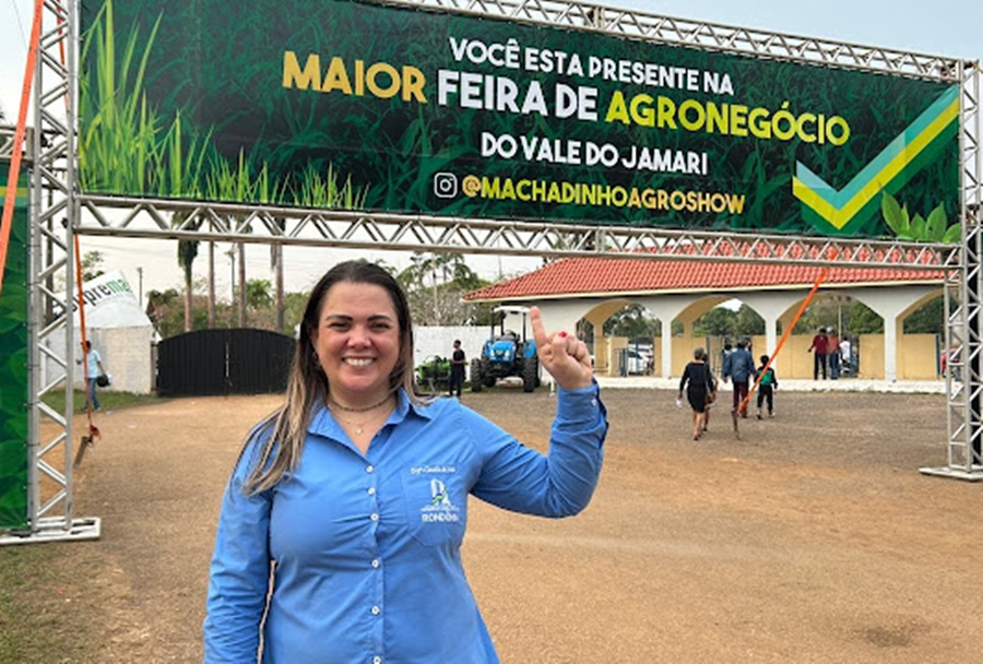 MACHADINHO: Cláudia de Jesus cobra política com responsabilidade durante sessão itinerante