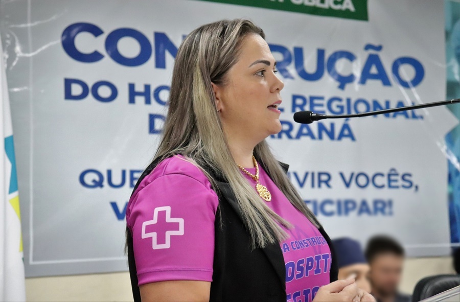 EM JI-PARANÁ: Cláudia de Jesus vê mobilização política e social em audiência pública